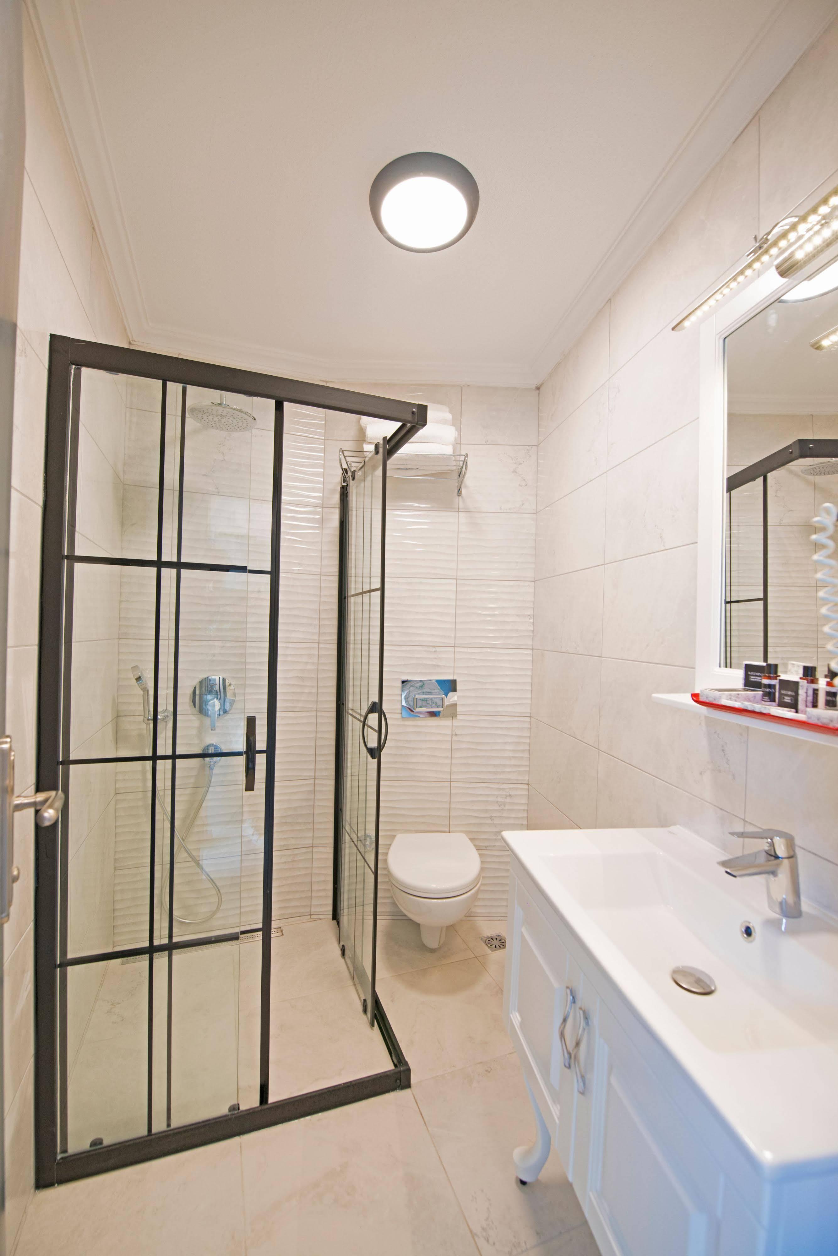 ביטז Blue Bay Beach Hotel (Adults Only) מראה חיצוני תמונה