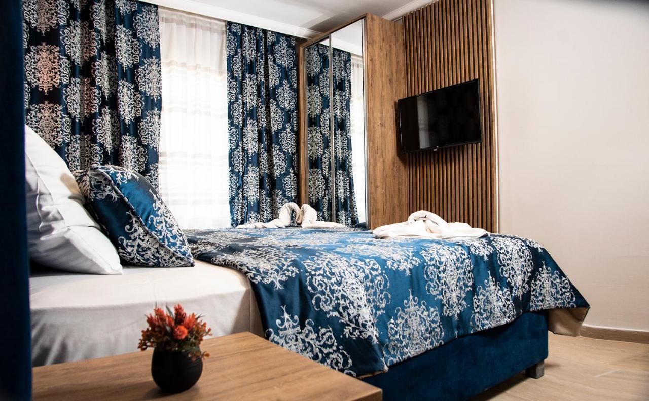 ביטז Blue Bay Beach Hotel (Adults Only) מראה חיצוני תמונה